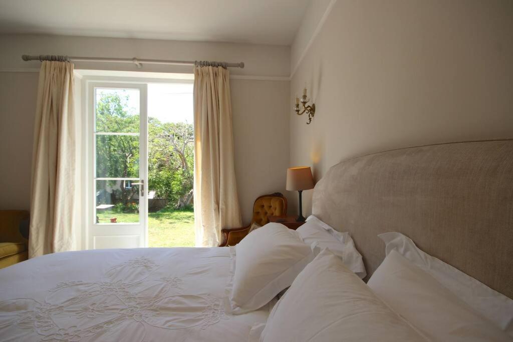 Downsview Vila Kingsdown  Exterior foto